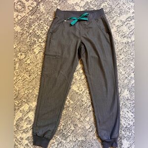 Women’s Figs jogger scrub pants